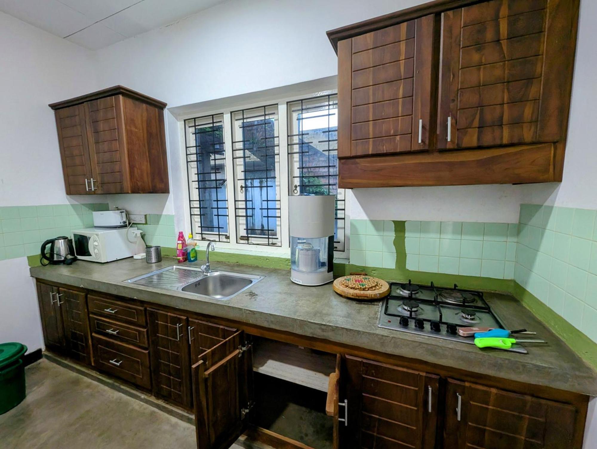 Albergue Costels Weligama Exterior foto